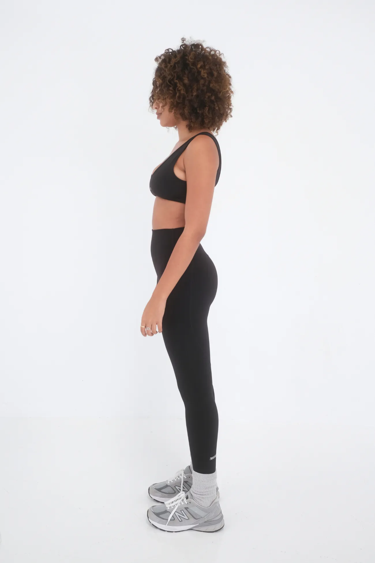 Alpine Pocket Leggings - Black sold by TWOTAGS product image thumbnail 5