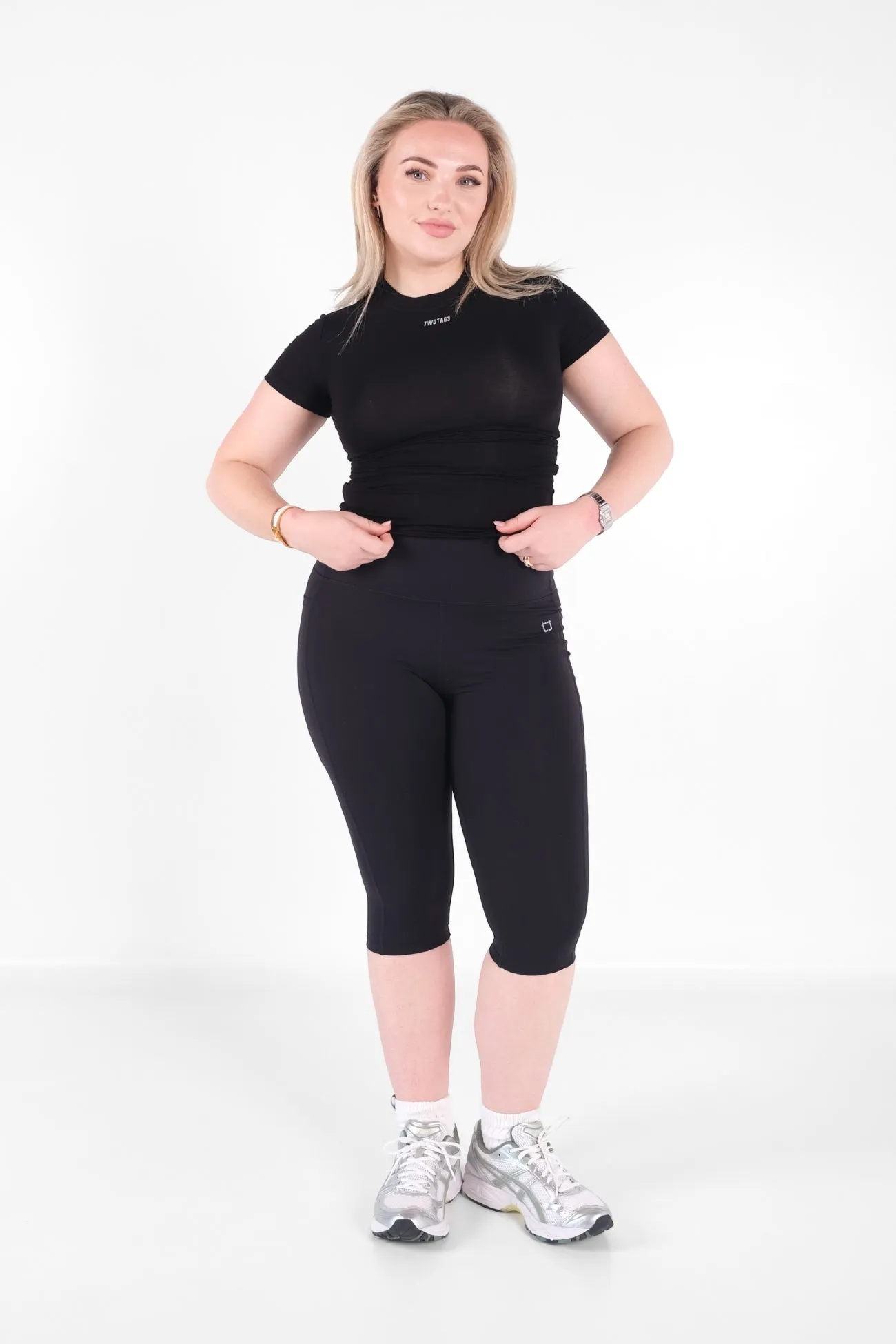 Ardor 3/4 V2 Highwaisted Leggings - Black sold by TWOTAGS