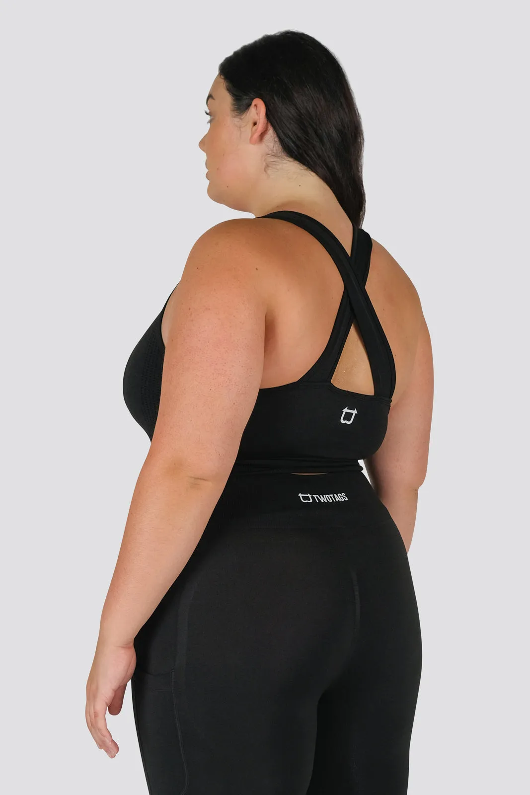 Seamless Power Sports Bra - Black sold by TWOTAGS product image thumbnail 2