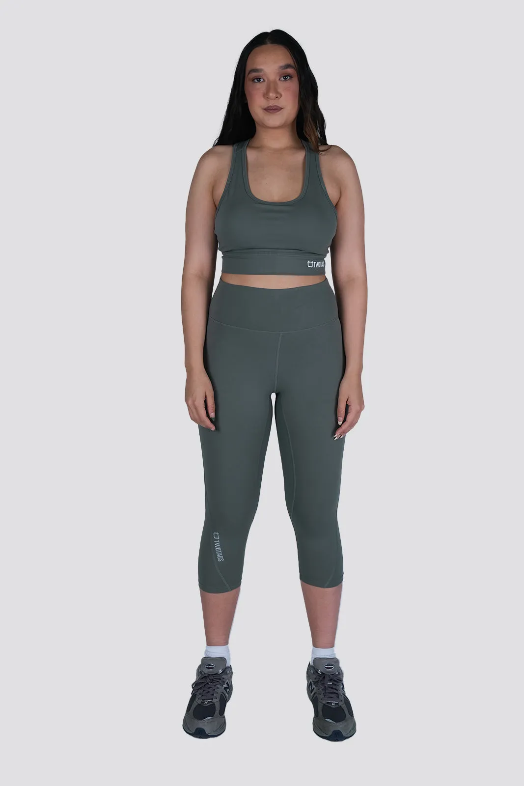 Dynamic 7/8 Highwaisted Leggings - Moss sold by TWOTAGS