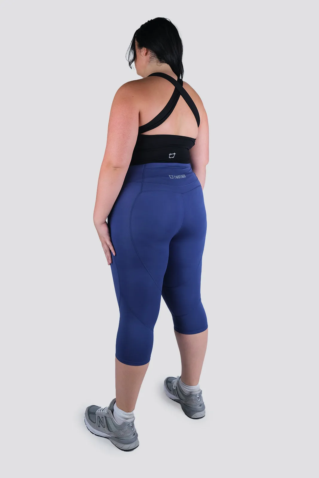 Impel Capri Highwaisted Leggings - Azure sold by TWOTAGS product image thumbnail 3
