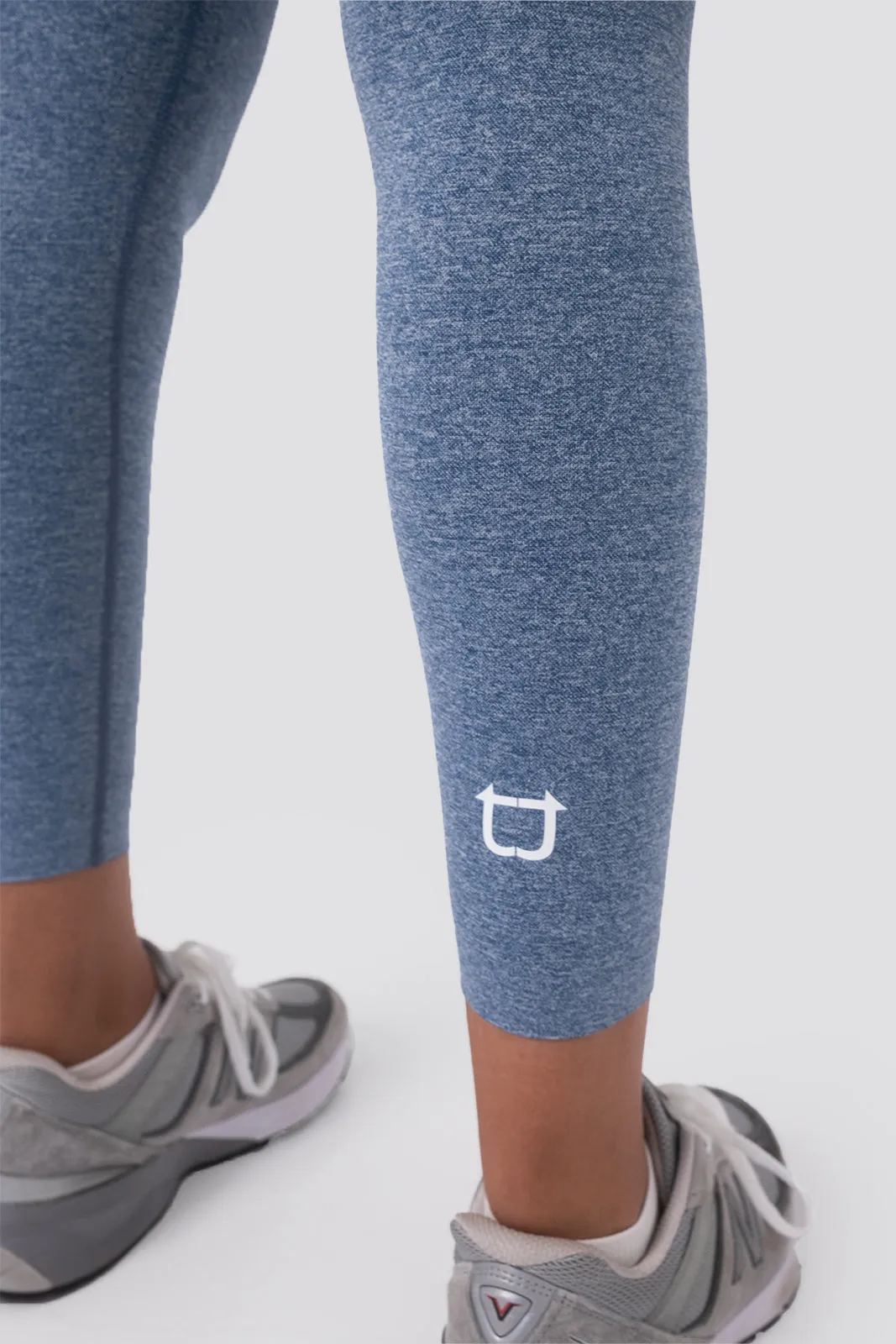 Seamless Scrunch Highwaisted Leggings - Navy Marl sold by TWOTAGS product image thumbnail 4