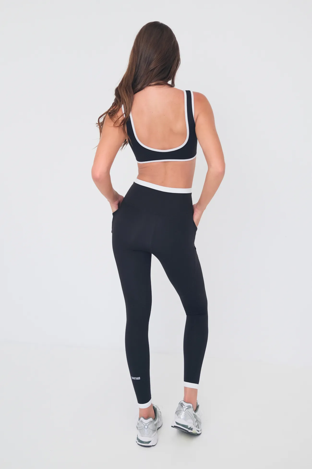 Alpine Pocket Leggings - Contrast sold by TWOTAGS product image thumbnail 3