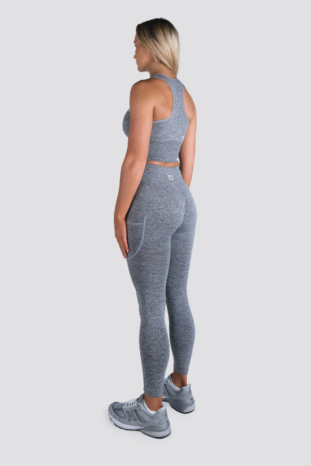 Seamless Movement Highwaisted Leggings - Charcoal Marl sold by TWOTAGS product image thumbnail 4