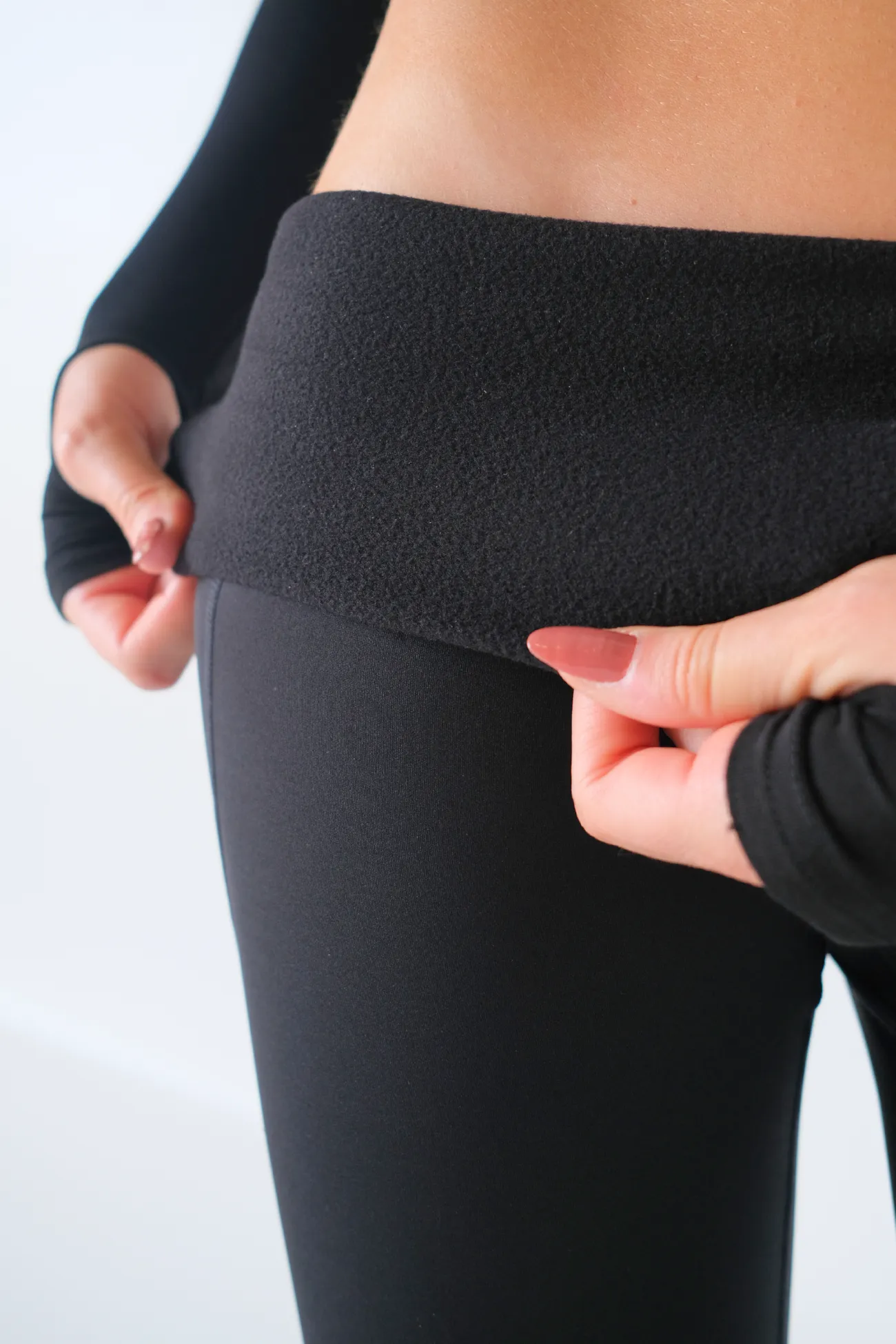 Thermal Tech Pocket Leggings - Black sold by TWOTAGS product image thumbnail 2