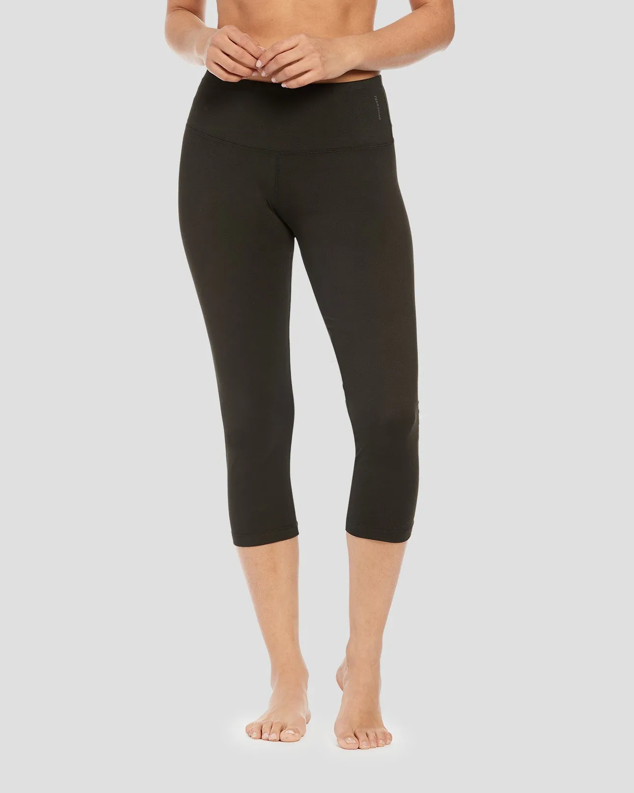 2.0 Women's Cloud Nine Midweight Baselayer Capri Pants sold by Terramar