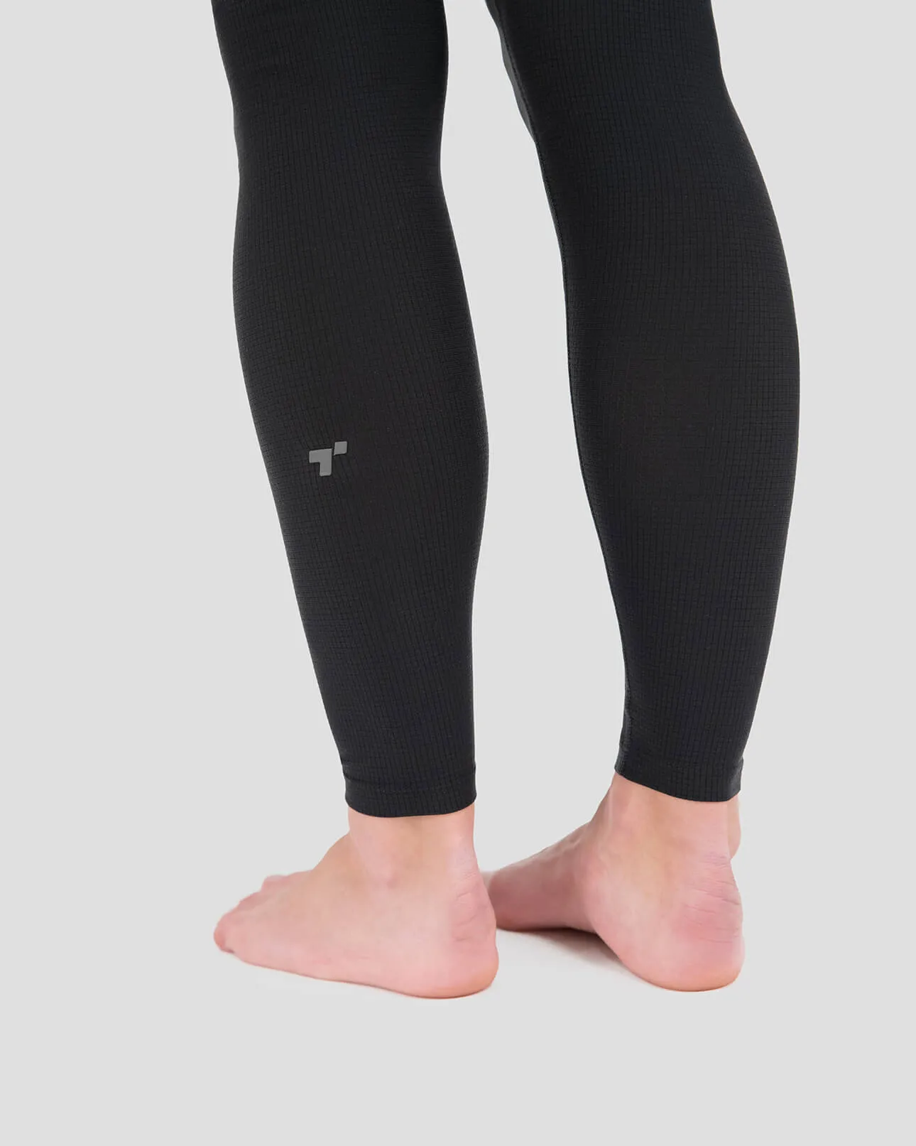 1.0 Women's Transport® Lightweight Performance Thermal Pants sold by Terramar product image thumbnail 4