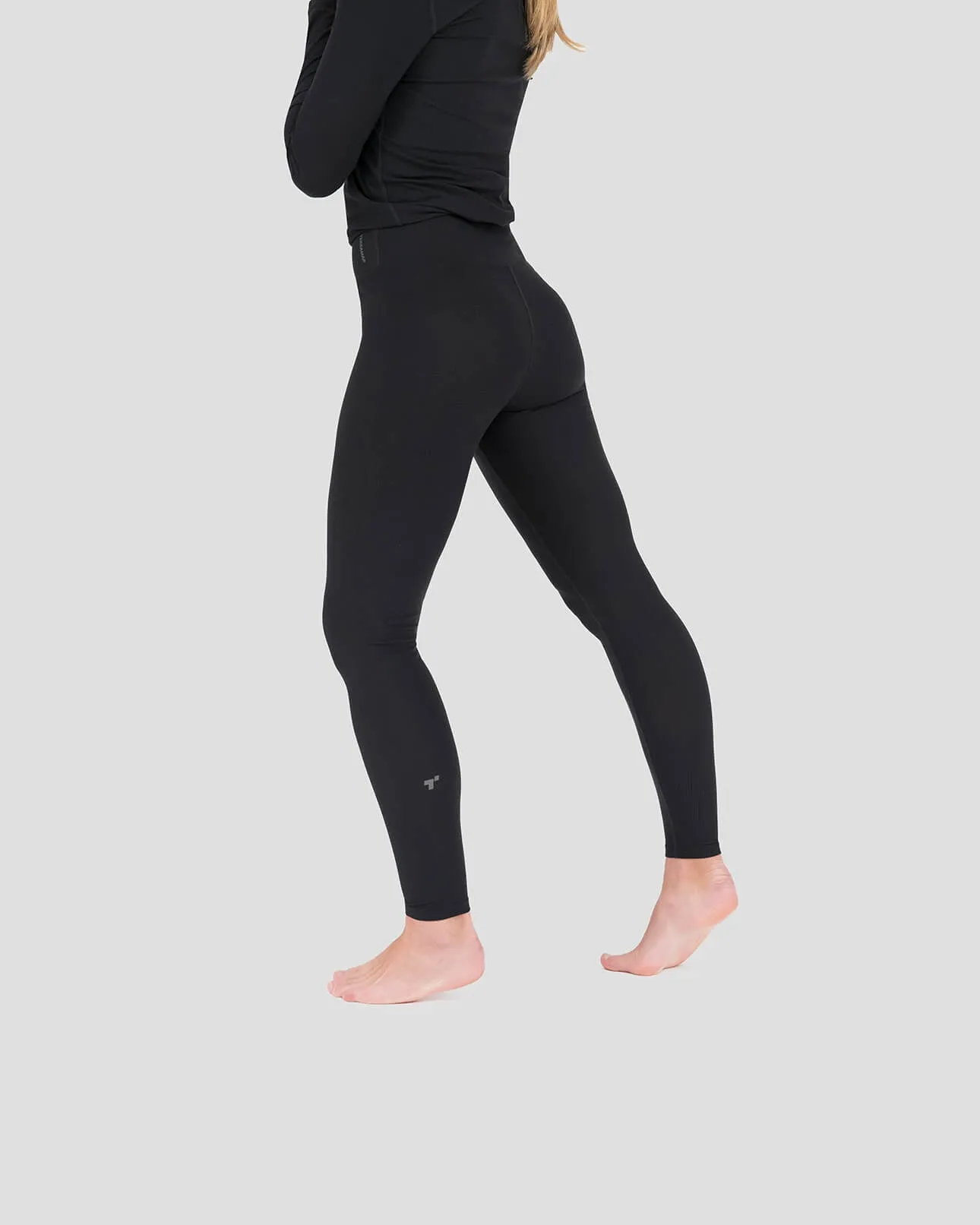 1.0 Women's Transport® Lightweight Performance Thermal Pants sold by Terramar product image thumbnail 3
