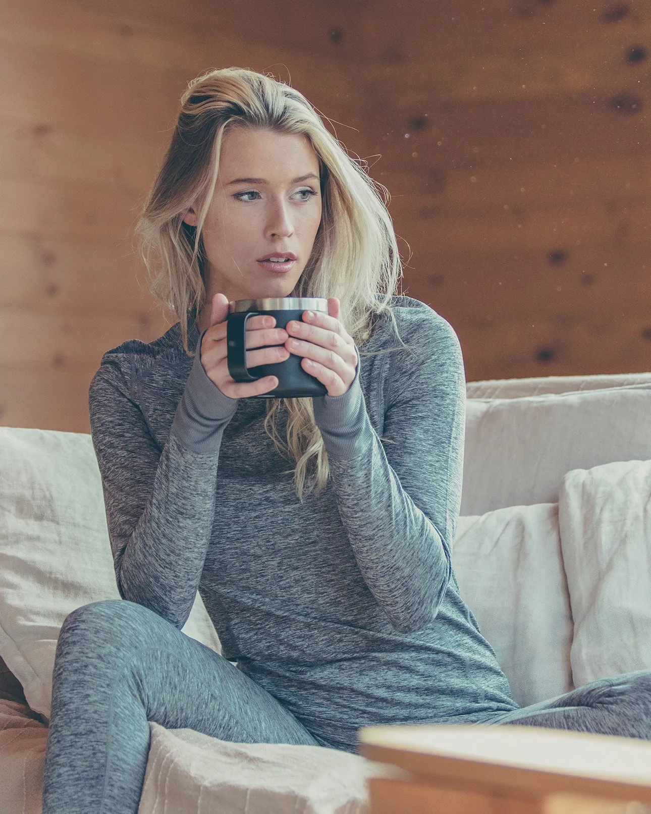 2.0 Women's Cloud Nine Midweight Performance Baselayer Scoop Shirt sold by Terramar product image thumbnail 4