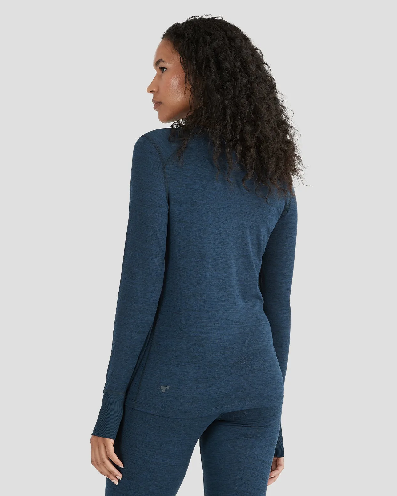 2.0 Women's Cloud Nine Midweight Performance Baselayer Scoop Shirt sold by Terramar product image thumbnail 2