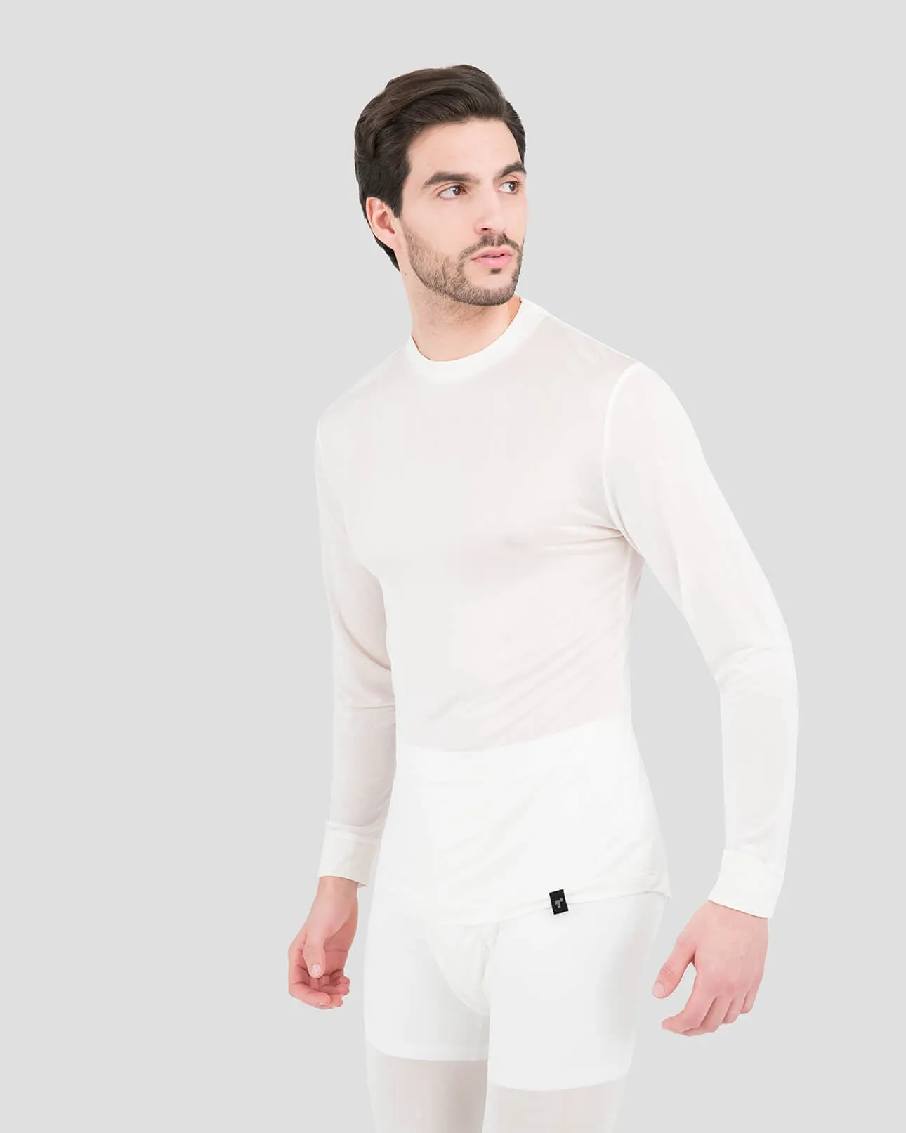 1.0 Men's Thermasilk® Heritage Lightweight Thermal Crew Shirt sold by Terramar product image thumbnail 4