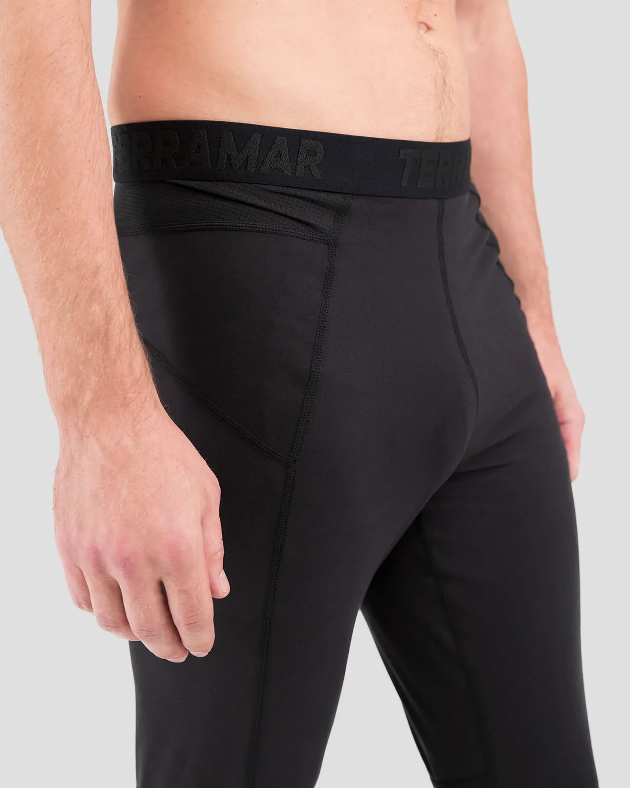 2.0 Men's Thermolator® Midweight Performance Thermal 3/4 Pants sold by Terramar product image thumbnail 4