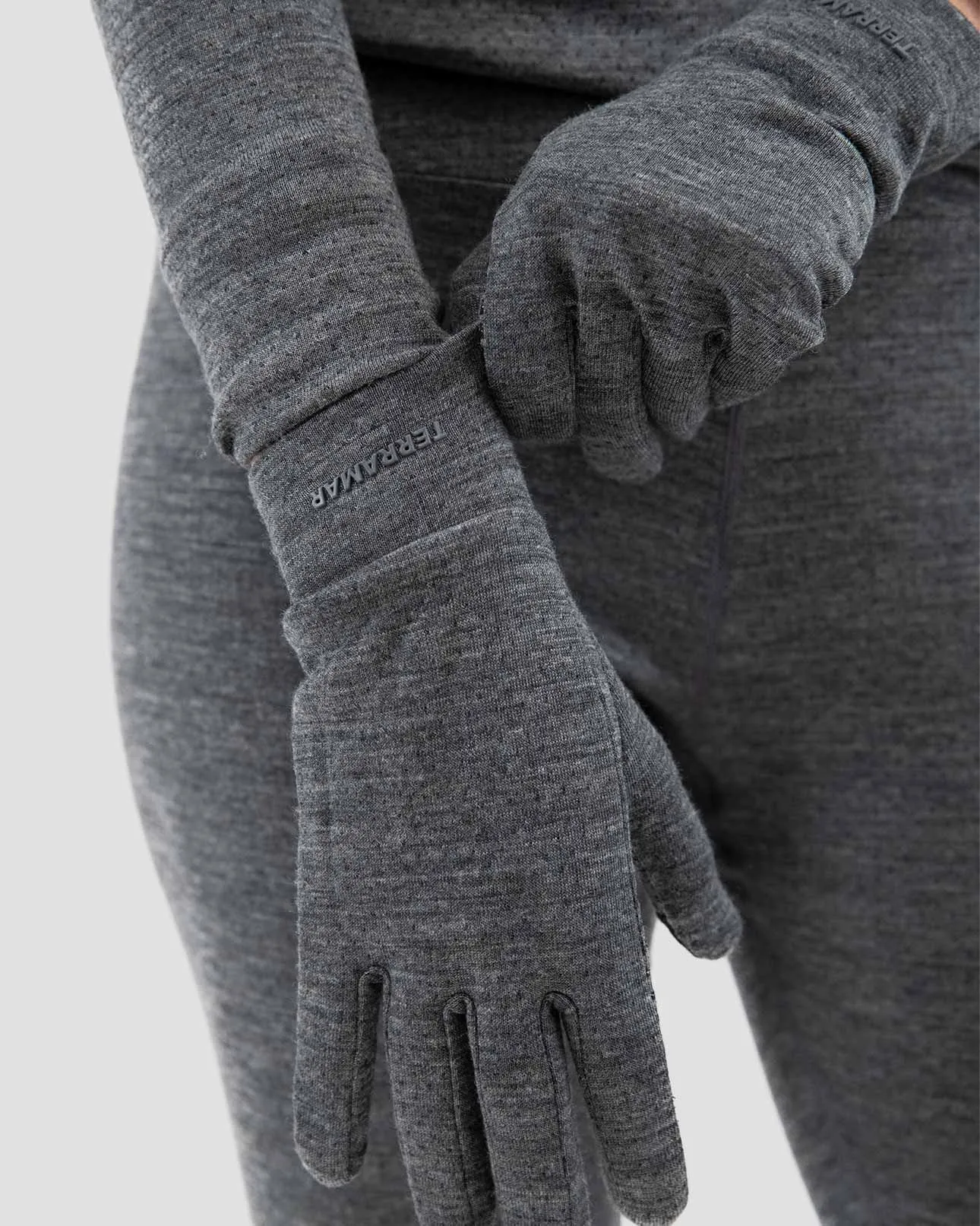 2.0 Adult's Midweight Ultra Merino Wool Glove Liners sold by Terramar product image thumbnail 3
