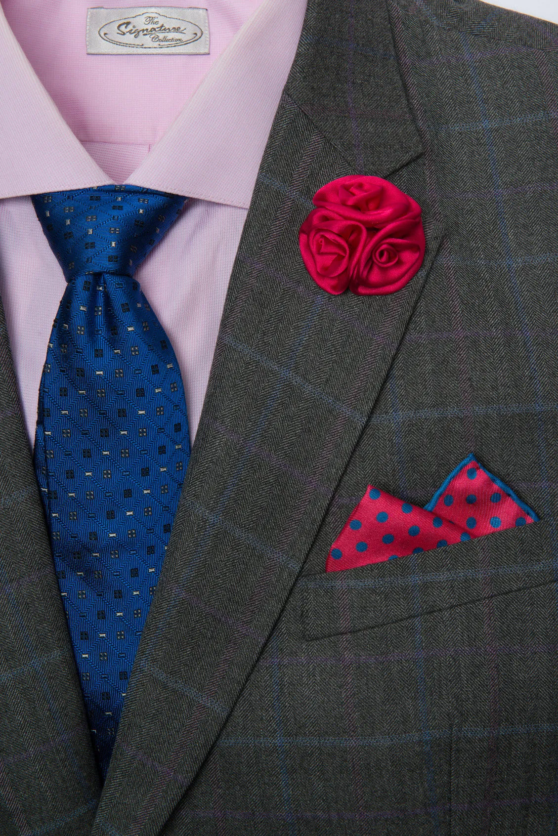 Camden Fusia Lapel Flower sold by The Dark Knot Limited product image thumbnail 3