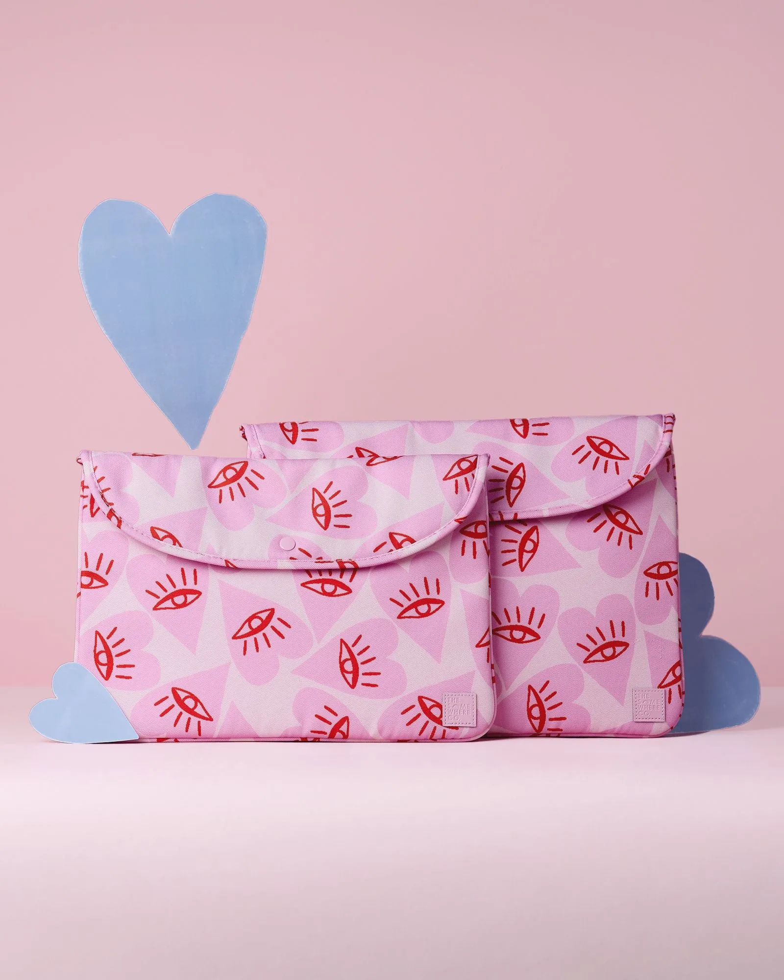 Lady Love 16-Inch Laptop Case sold by The Somewhere Co. product image thumbnail 2