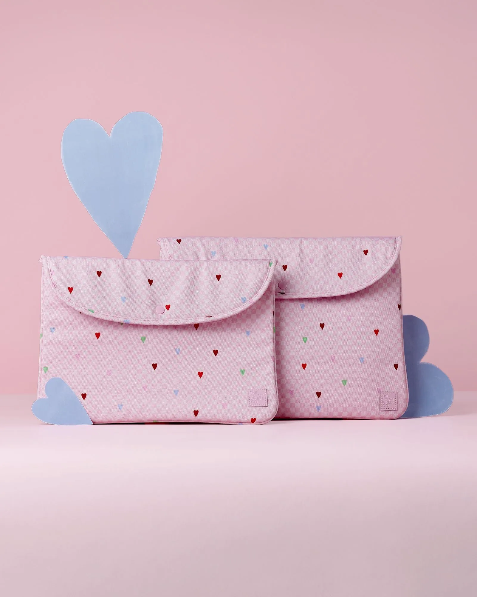 Queen of Hearts 16-Inch Laptop Case sold by The Somewhere Co. product image thumbnail 2