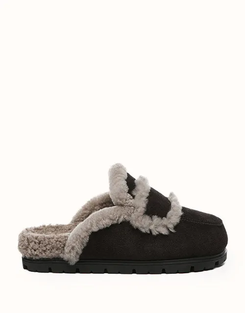 AUSTRALIAN SHEPHERD® Remi sold by The UGG Shop