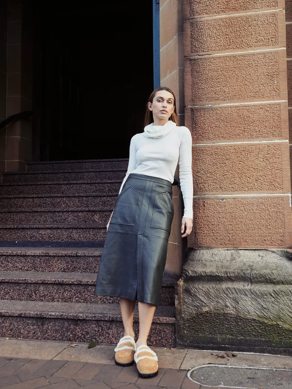 AUSTRALIAN SHEPHERD® Remi sold by The UGG Shop product image thumbnail 2