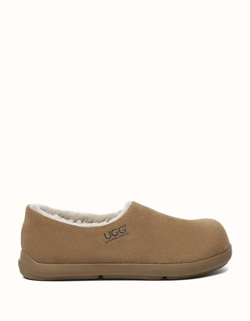 AUSTRALIAN SHEPHERD® Brett sold by The UGG Shop