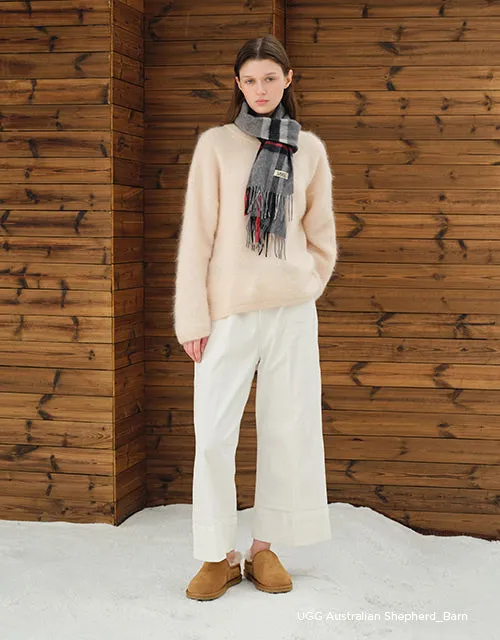 AUSTRALIAN SHEPHERD® Barn sold by The UGG Shop product image thumbnail 2