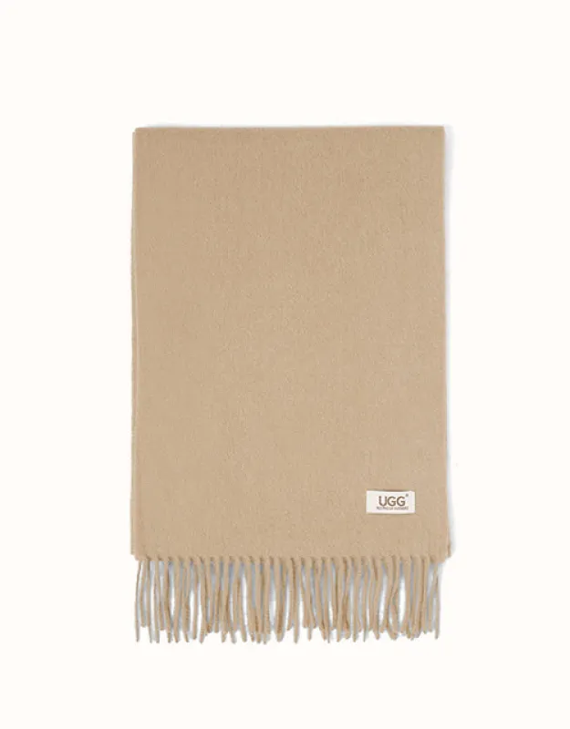 AUSTRALIAN SHEPHERD®Fealara Scarf sold by The UGG Shop