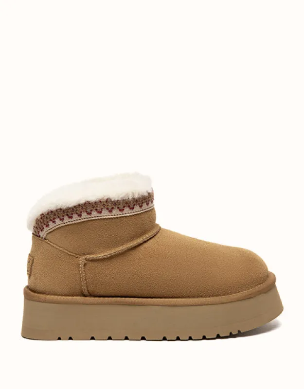 AUSTRALIAN SHEPHERD® Liora Boots made by The UGG Shop