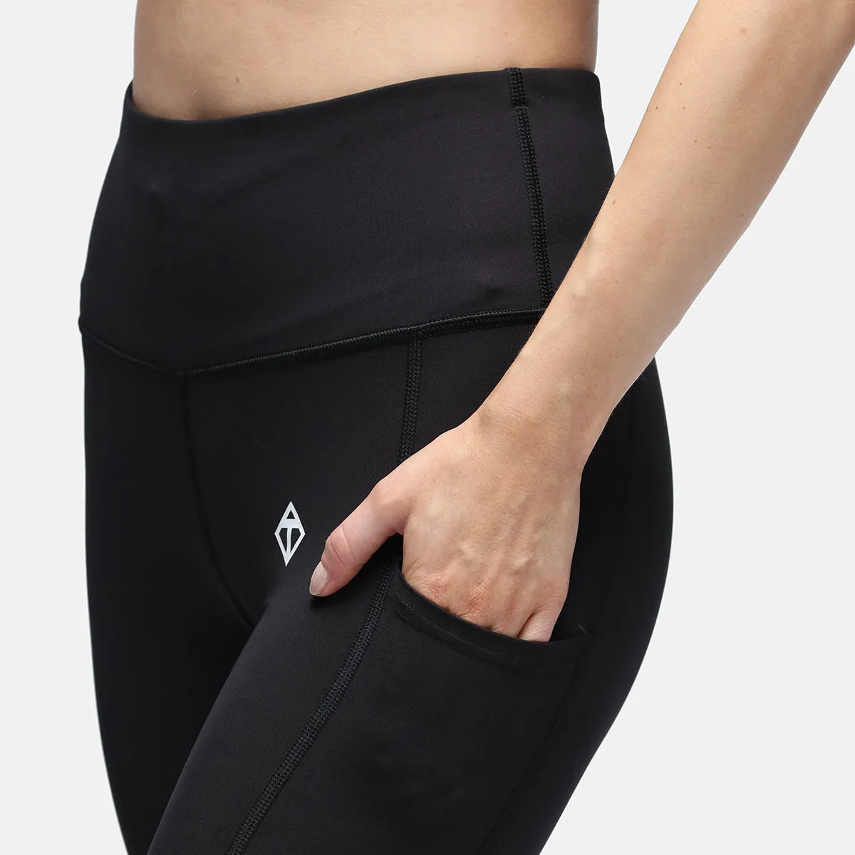 Black Diamond Luxe Leggings With Pockets sold by Tikiboo product image thumbnail 3