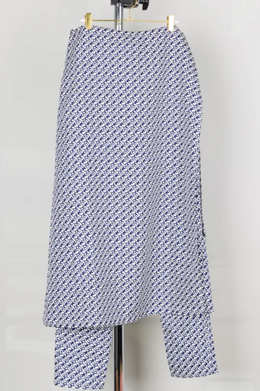 SAMPLE - Front Skirt Pants in S sold by Toit Volant