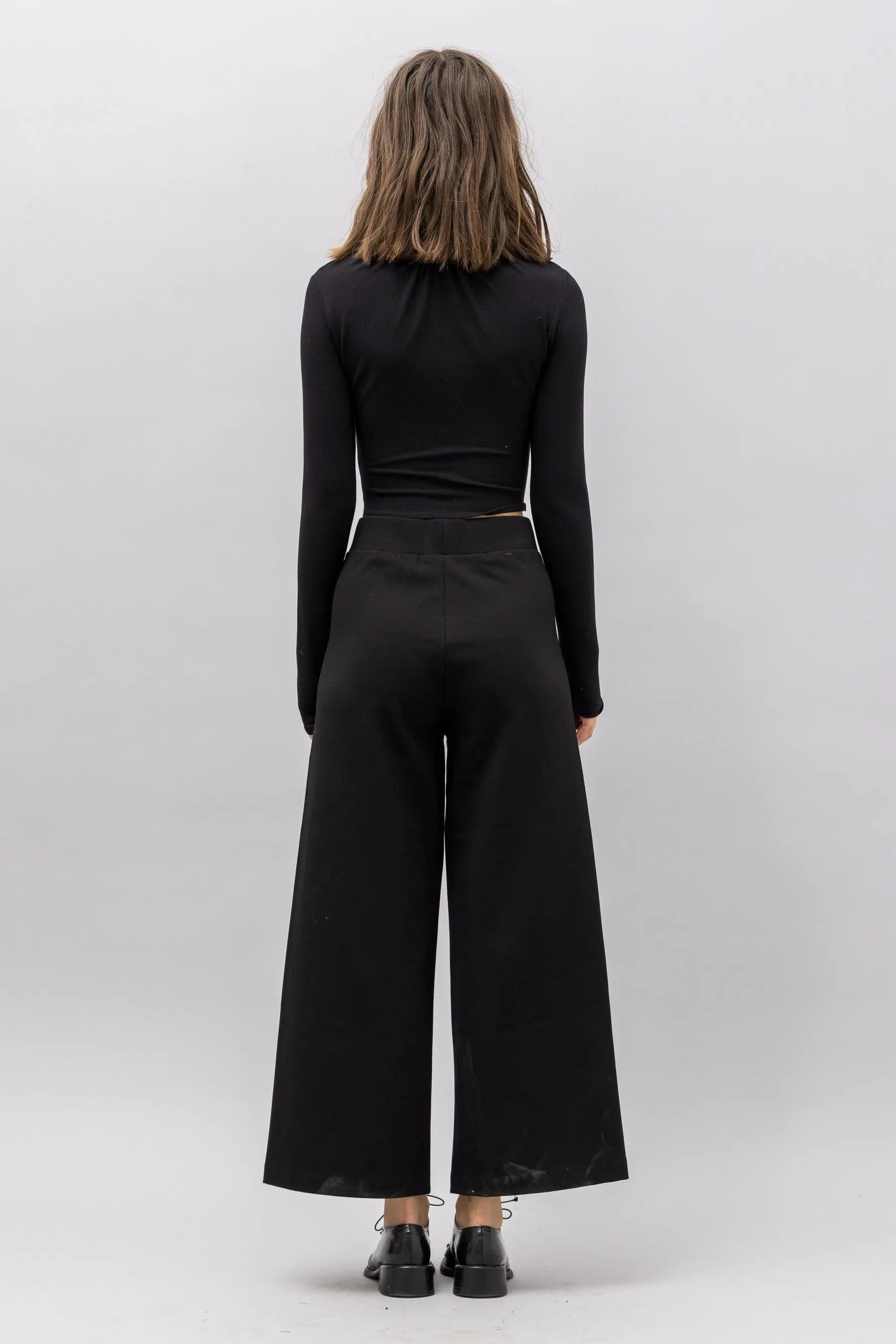 WFH Simple Pants sold by Toit Volant product image thumbnail 4