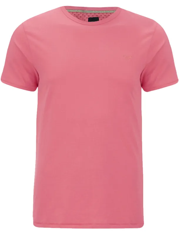 William Basic Crew Neck Cotton T-Shirt in Pink made by Threadbare