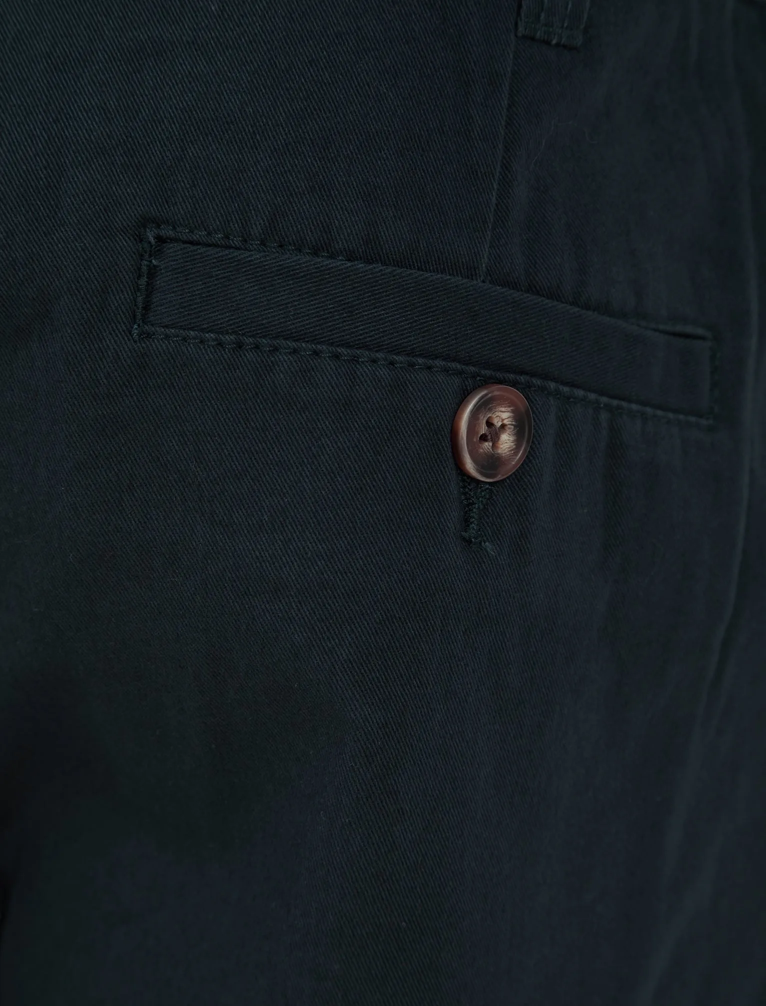 Kynance Cotton Twill Chino Shorts in Sky Captain Navy - Kensington Eastside sold by Tokyo Laundry product image thumbnail 3