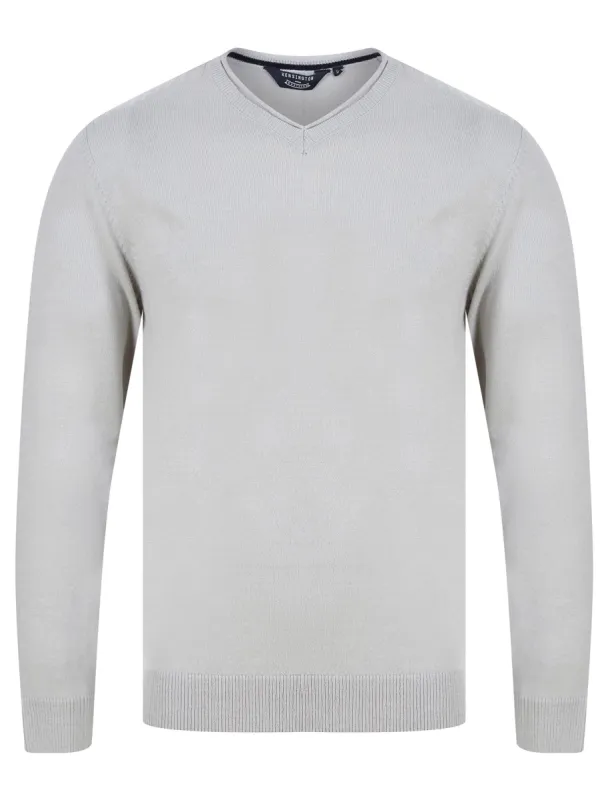 Nacho Basic V Neck Knitted Jumper in Ebony Grey - Kensington Eastside sold by Tokyo Laundry
