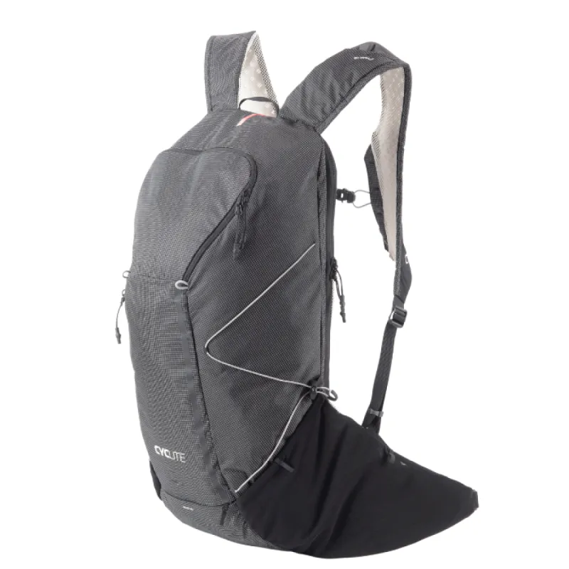 Twelve Sixteen Touring Backpack / 01 Black. 22,8L  578g sold by TwelveSixteen
