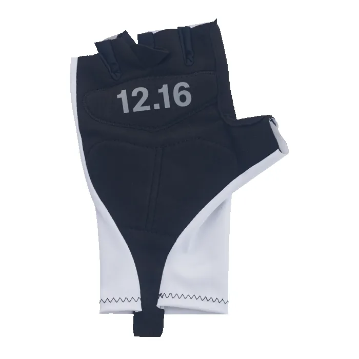 Sky Pro Fingergloves White sold by TwelveSixteen product image thumbnail 2