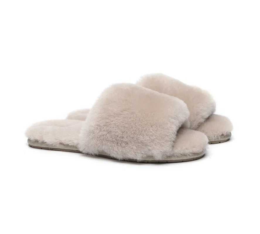 AUSTRALIAN SHEPHERD® UGG Women Fluffy Slides Hailey sold by UGG Express