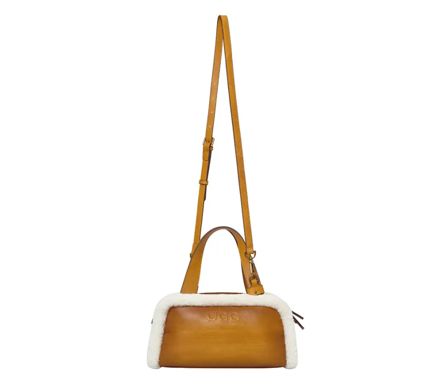 AUSTRALIAN SHEPHERD® Barrel Bag Frothie made by UGG Express