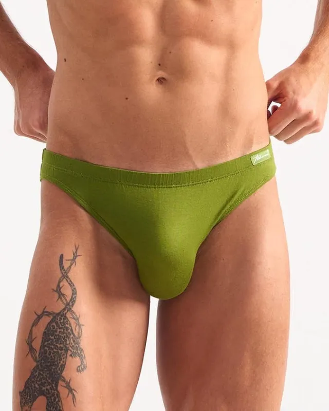 Teamm8 Body Bamboo Bikini Brief Fern Green made by Underwear Expert