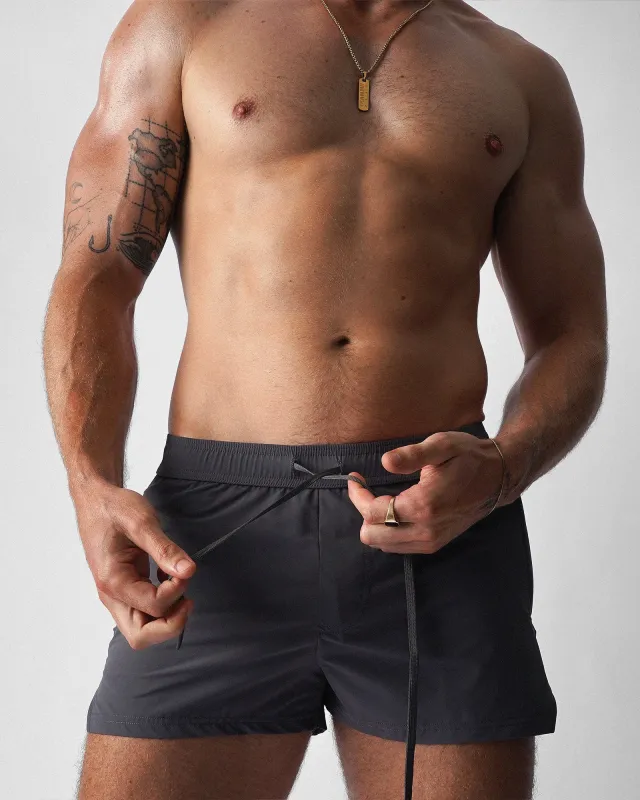 Teamm8 Pace 2.5" Short - Gunmetal made by Underwear Expert