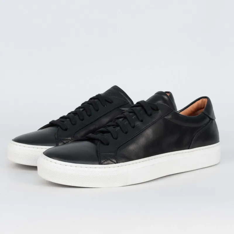 Helier Sample Black - Mens UK 8 sold by Unseen Footwear