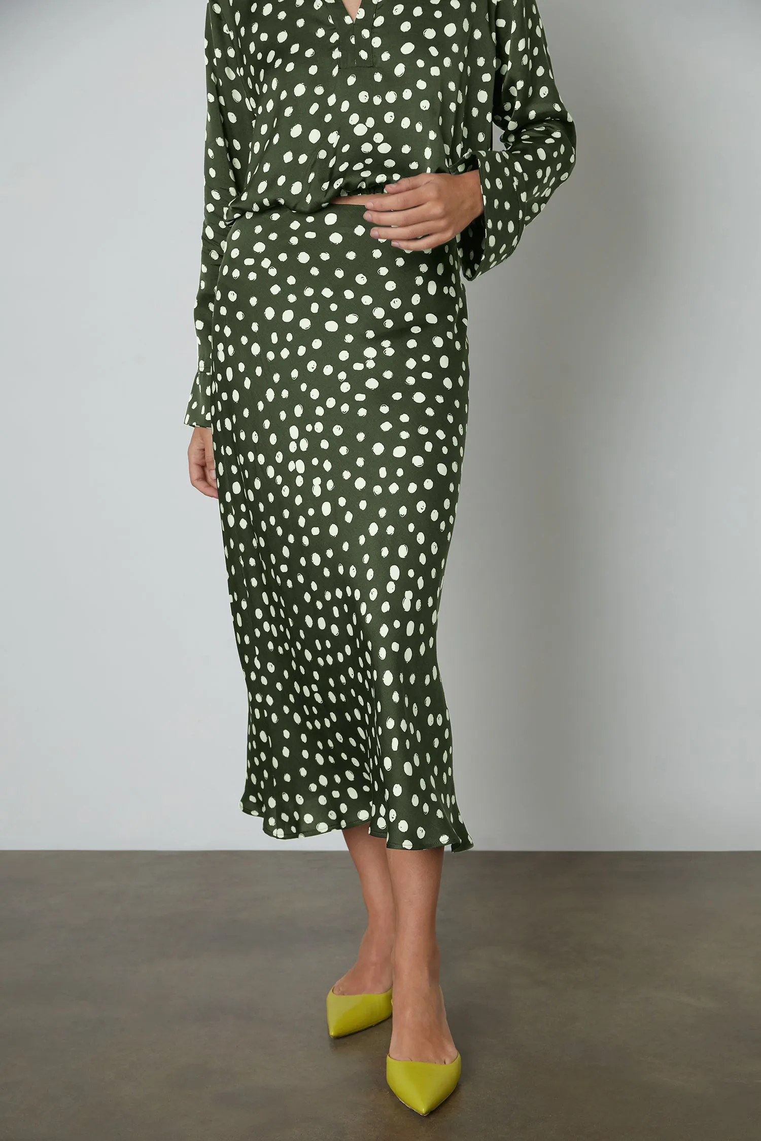 KAIYA POLKA DOT SKIRT IN GREEN sold by Velvet Tees product image thumbnail 5