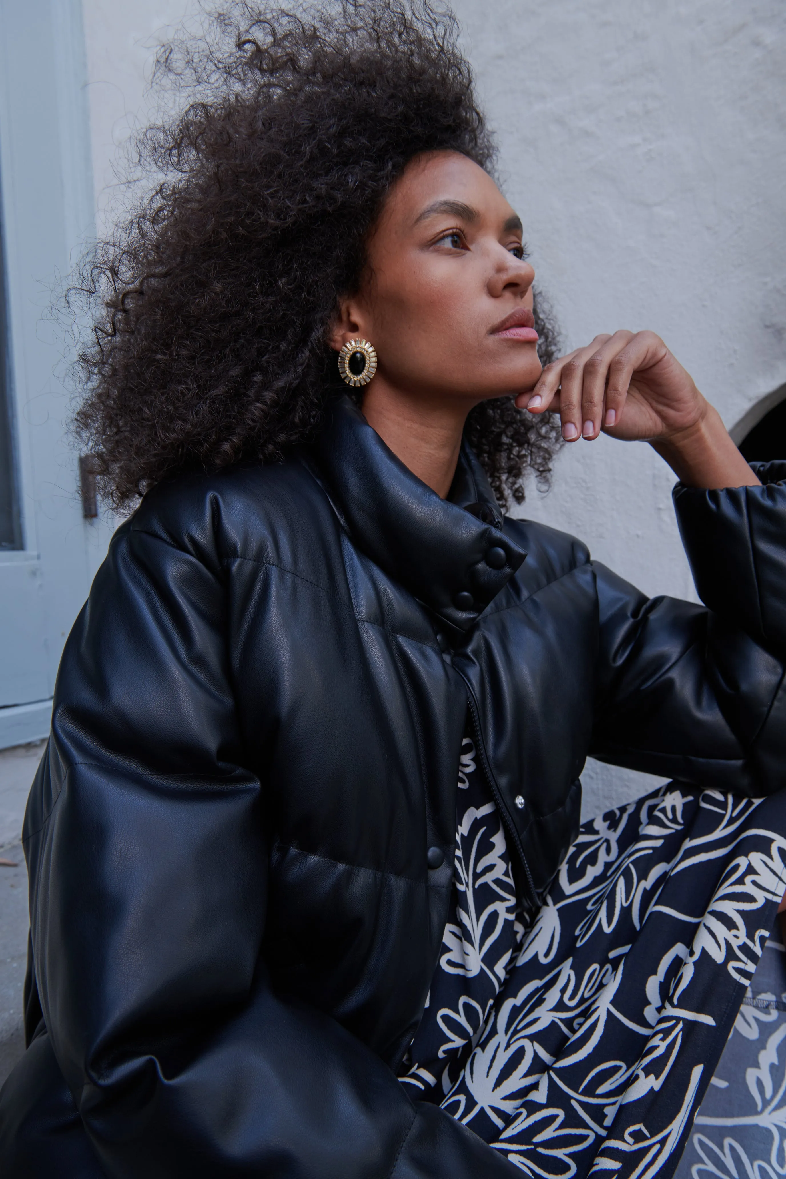 OPHELIA PRINTED CREPE DRESS IN BLACK sold by Velvet Tees product image thumbnail 5