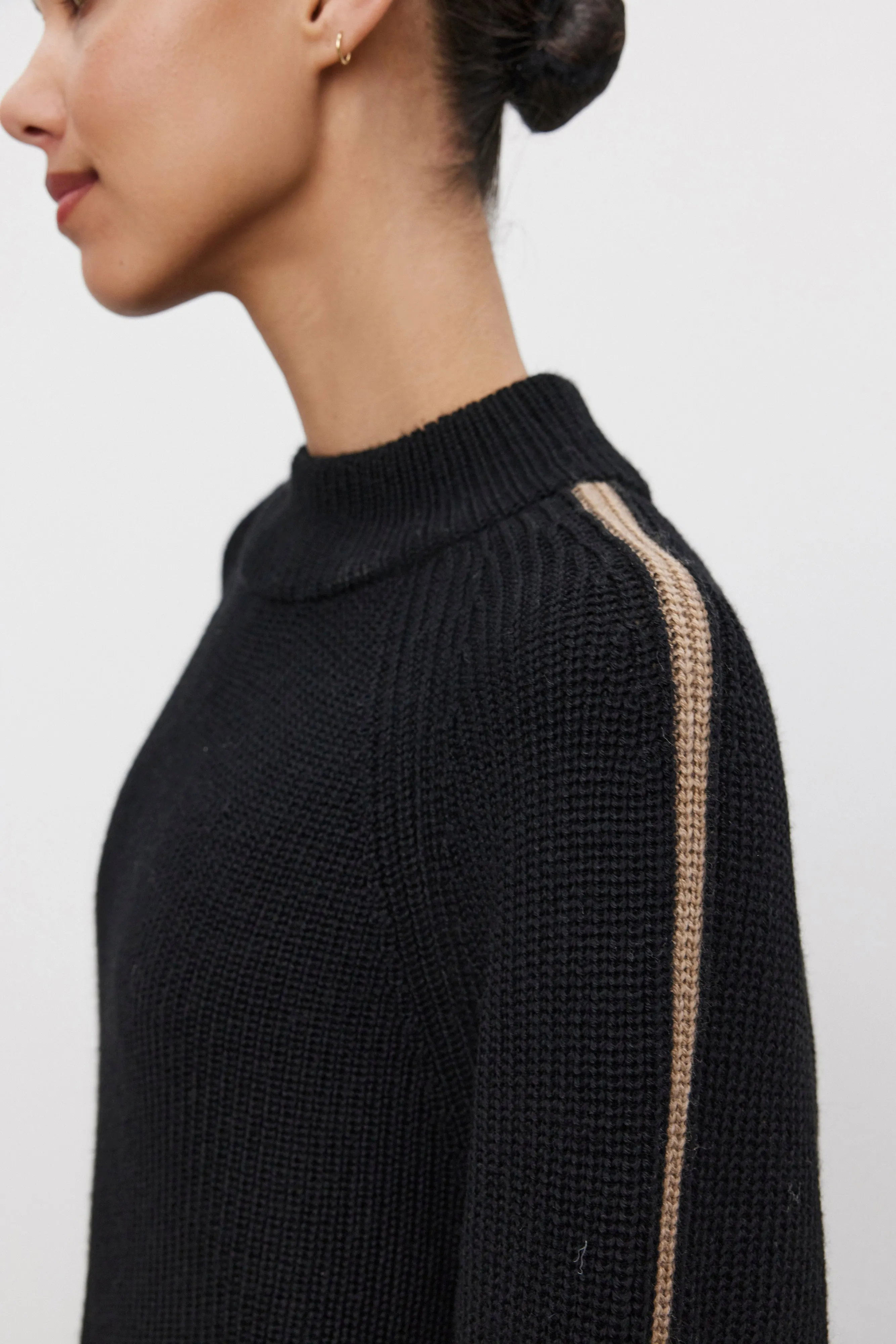 TEAGAN SWEATER IN BLACK sold by Velvet Tees product image thumbnail 4