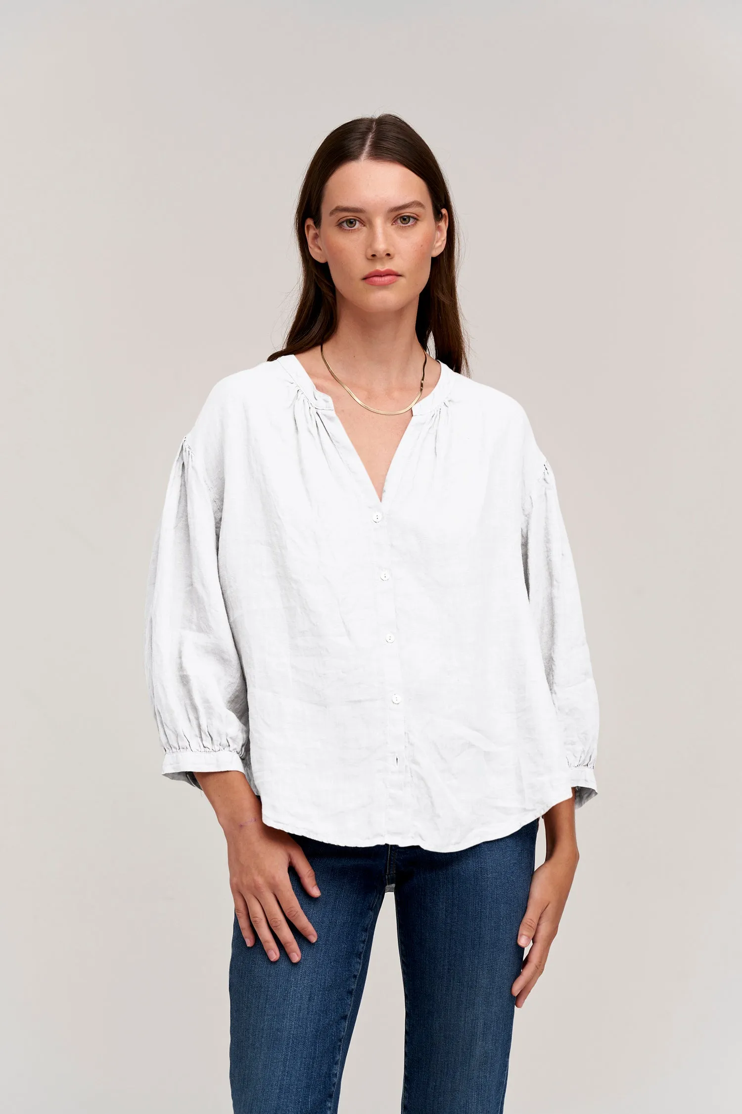 MATEA WOVEN LINEN BUTTON UP BLOUSE IN WHITE sold by Velvet Tees product image thumbnail 5