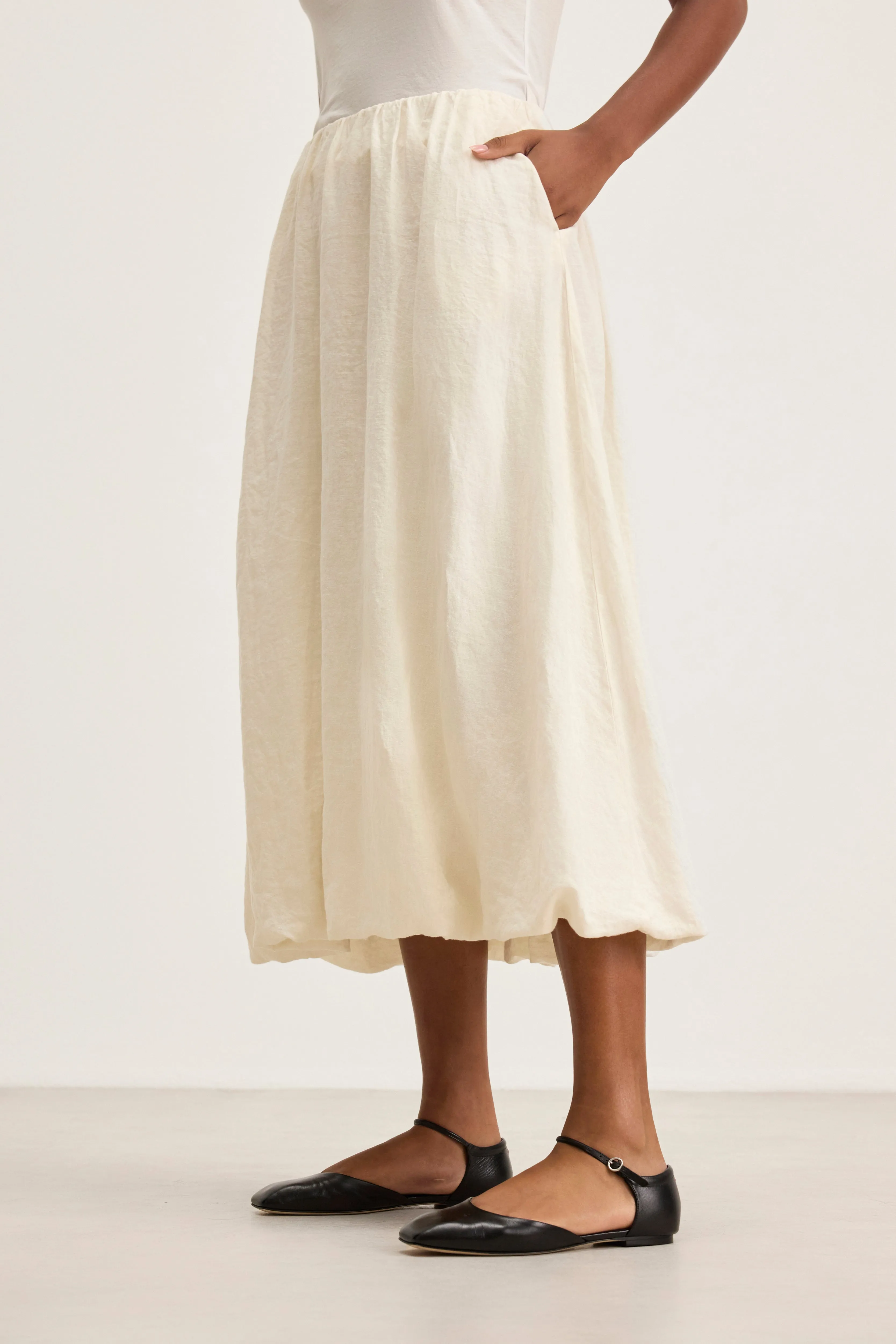 RACHELLE LINEN SKIRT IN CHALK sold by Velvet Tees product image thumbnail 3