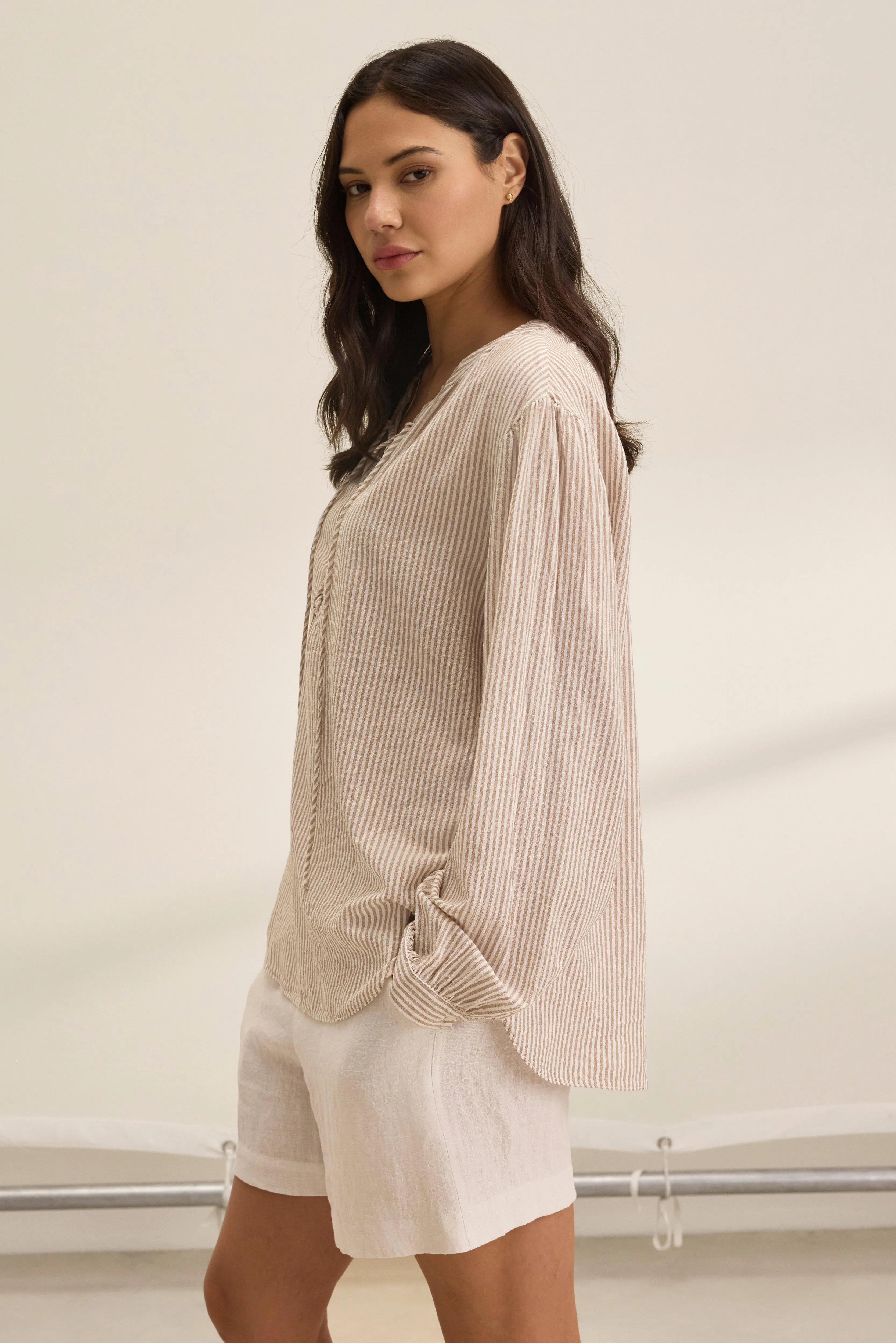 DEARA TOP IN OATMEAL sold by Velvet Tees product image thumbnail 4