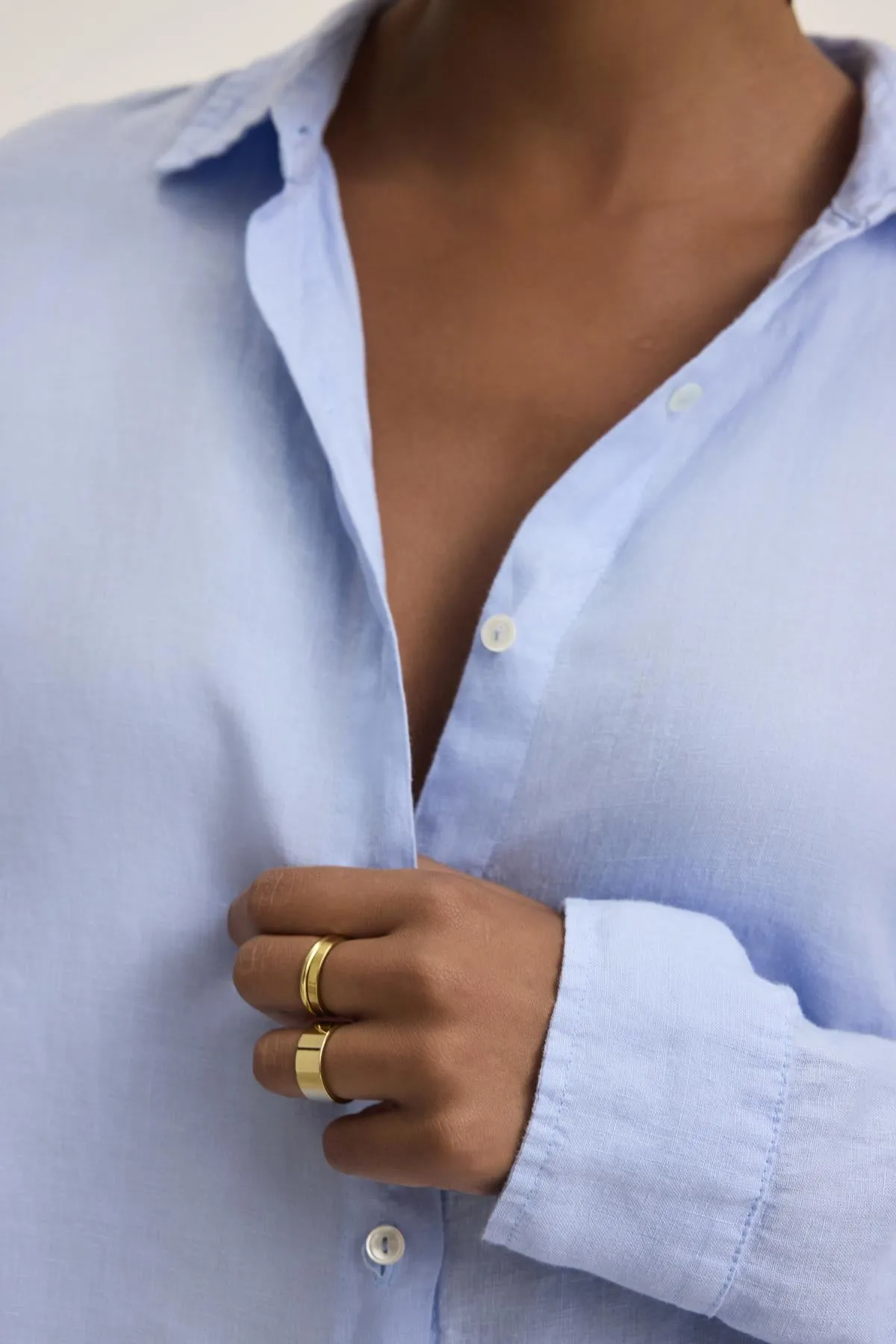 SISI LINEN SHIRT IN CHILL sold by Velvet Tees product image thumbnail 4