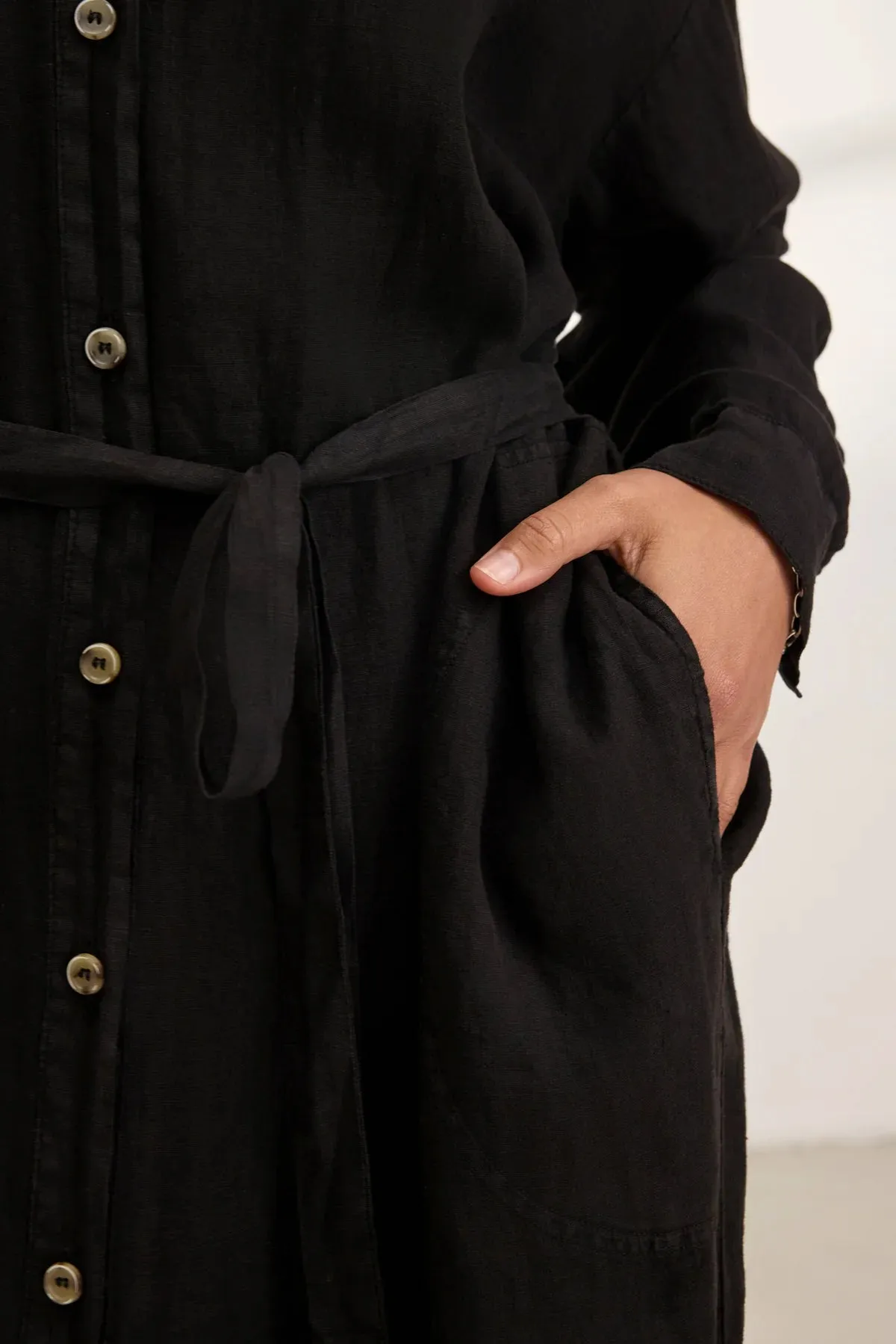 NICOLE DRESS IN BLACK sold by Velvet Tees product image thumbnail 2