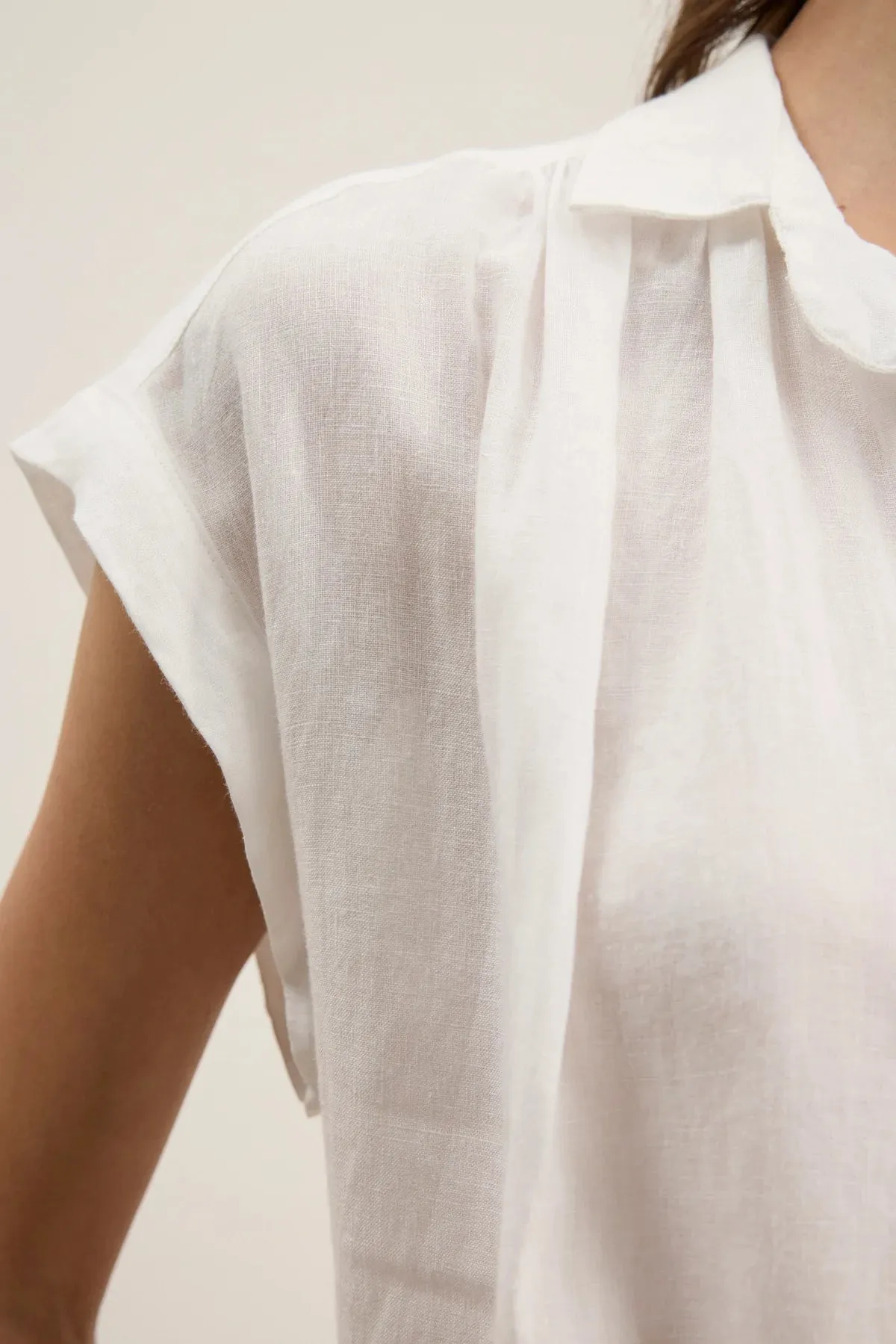 ELOWEN TOP IN WHITE sold by Velvet Tees product image thumbnail 2