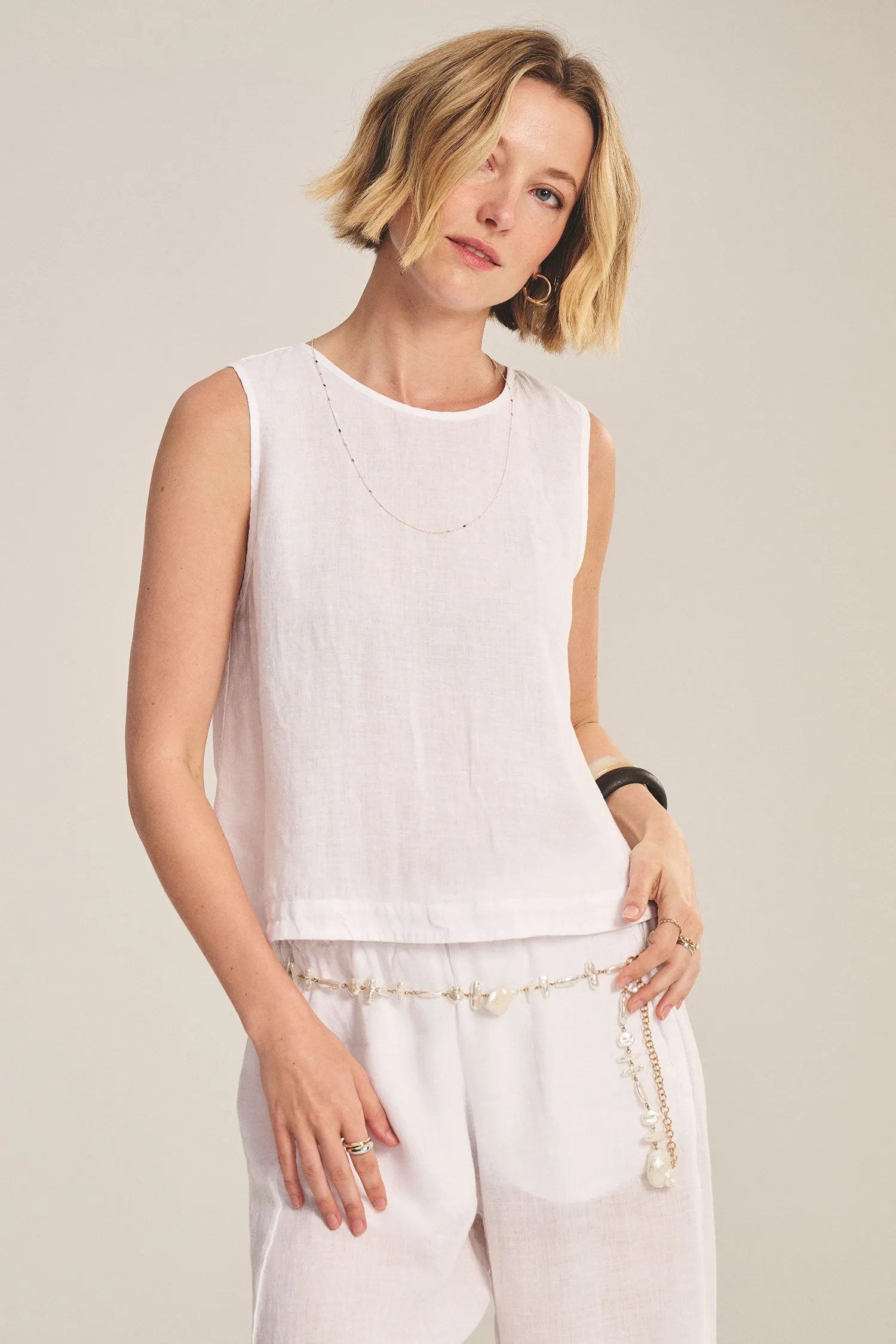 MAXINE LINEN TOP IN WHITE sold by Velvet Tees product image thumbnail 4