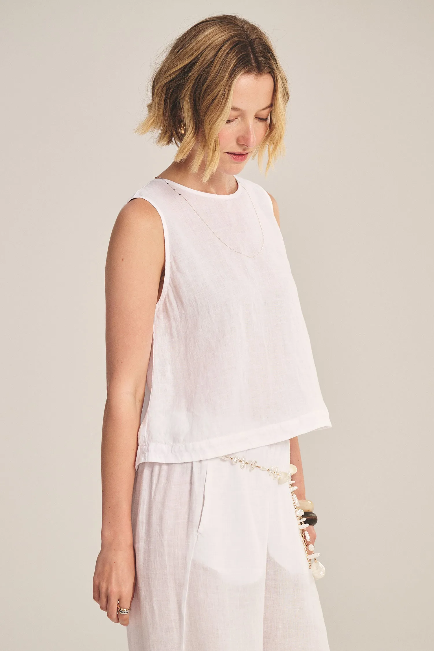 MAXINE LINEN TOP IN WHITE sold by Velvet Tees product image thumbnail 2